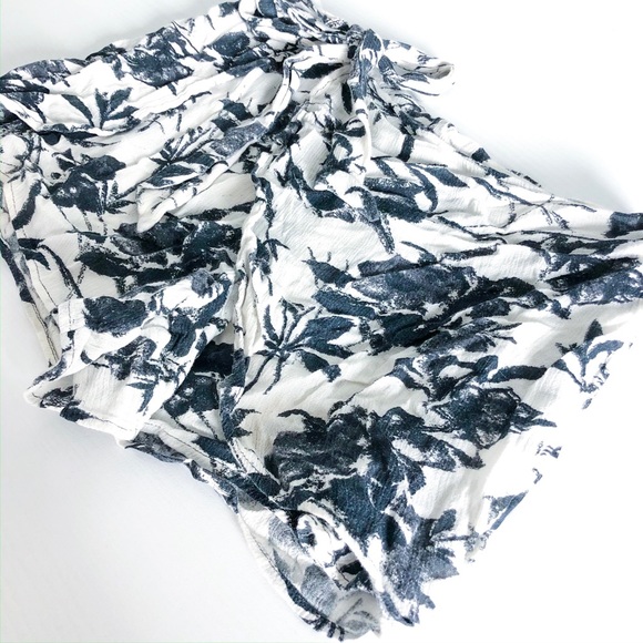 Free People Sarong Wrap Shorts - Picture 3 of 8